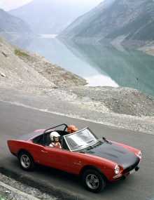 Fiat 124 Abarth 1972 01